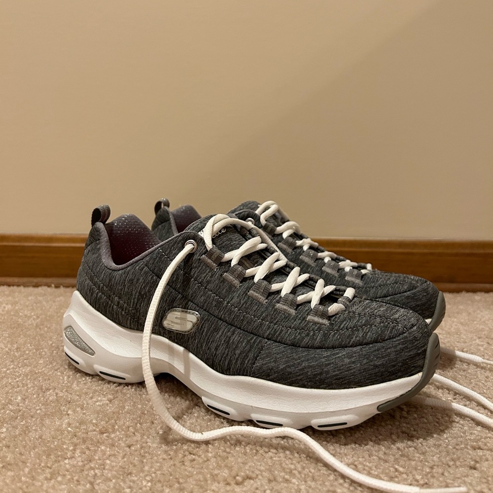 Skechers D’Lite Ultra with Air-Cooled Memory Foam Sneakers in Gray/White.